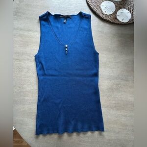 White house black market Blue Sleeveless Knit Top with Pearl accents small euc